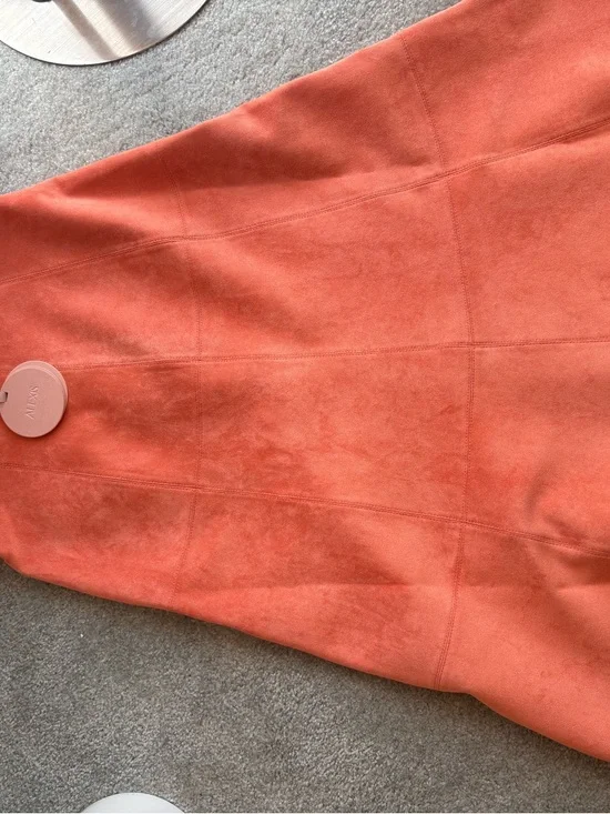 Alexis Benty Skirt in Faux Amber Suede - Picture 5 of 6